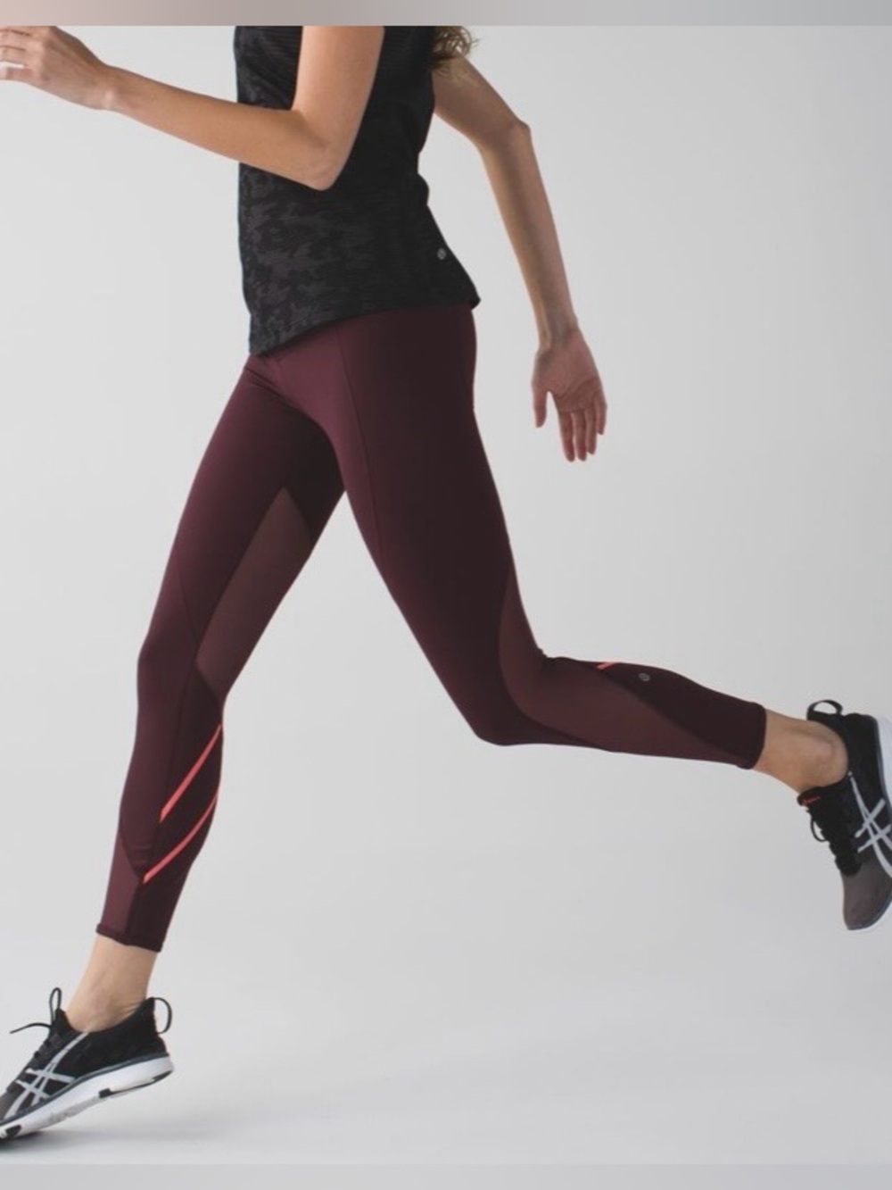 Lululemon All Meshed Up 7/8 Tight Bordeaux Drama / Flash Light
